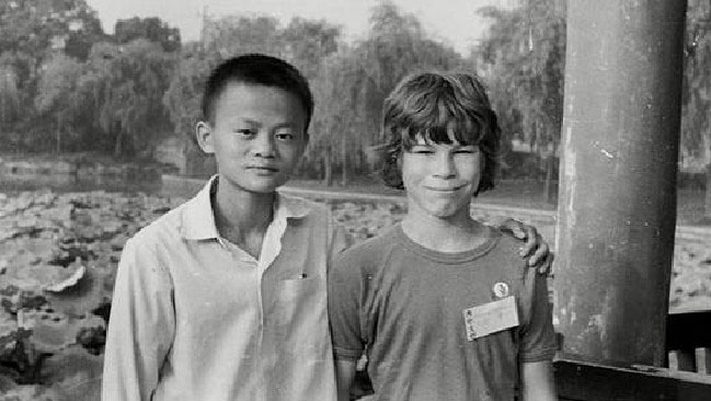 jack ma impreuna cu prietenul sau din Australia jack ma impreuna cu prietenul sau din Australia